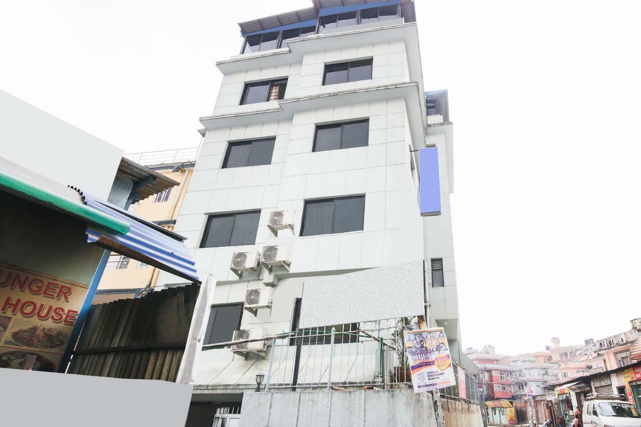 Oyo 358 Hotel Rose Star カトマンズ エクステリア 写真
